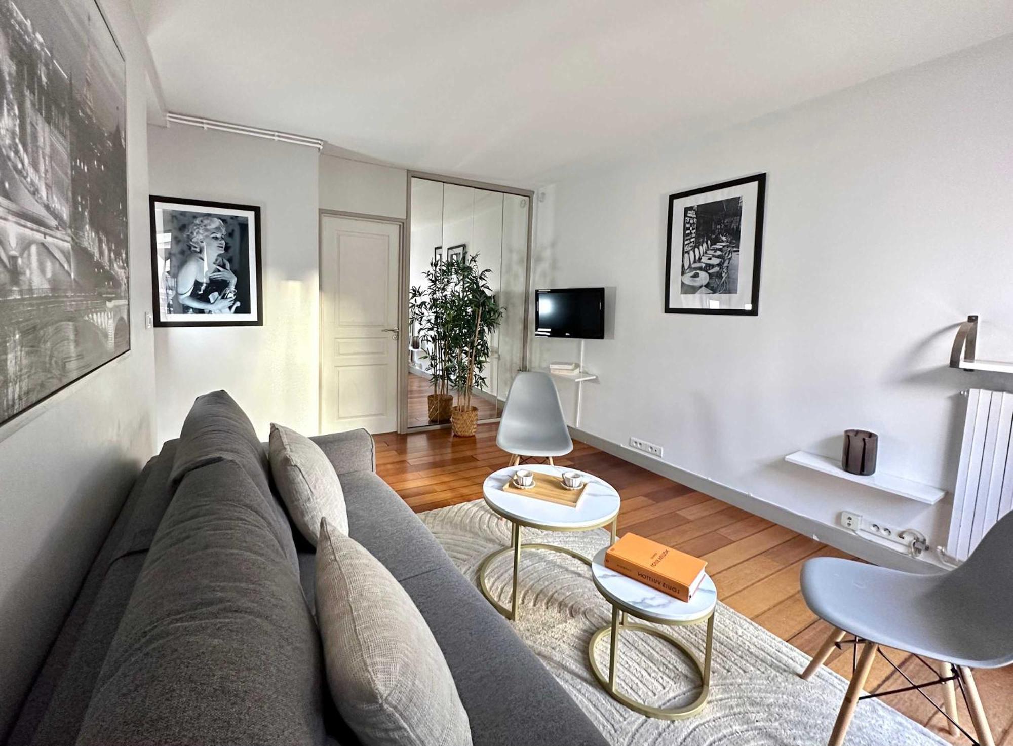 Beautiful Calm Studio In Le Marais ปารีส ภายนอก รูปภาพ